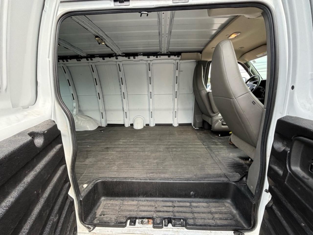 2021 Chevrolet Express Cargo Van WT RWD 2500 155  REAR CAM EXTENDED Photo