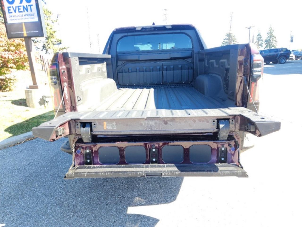 2025 GMC Sierra EV Denali Extended Range  - SuperCruise Photo