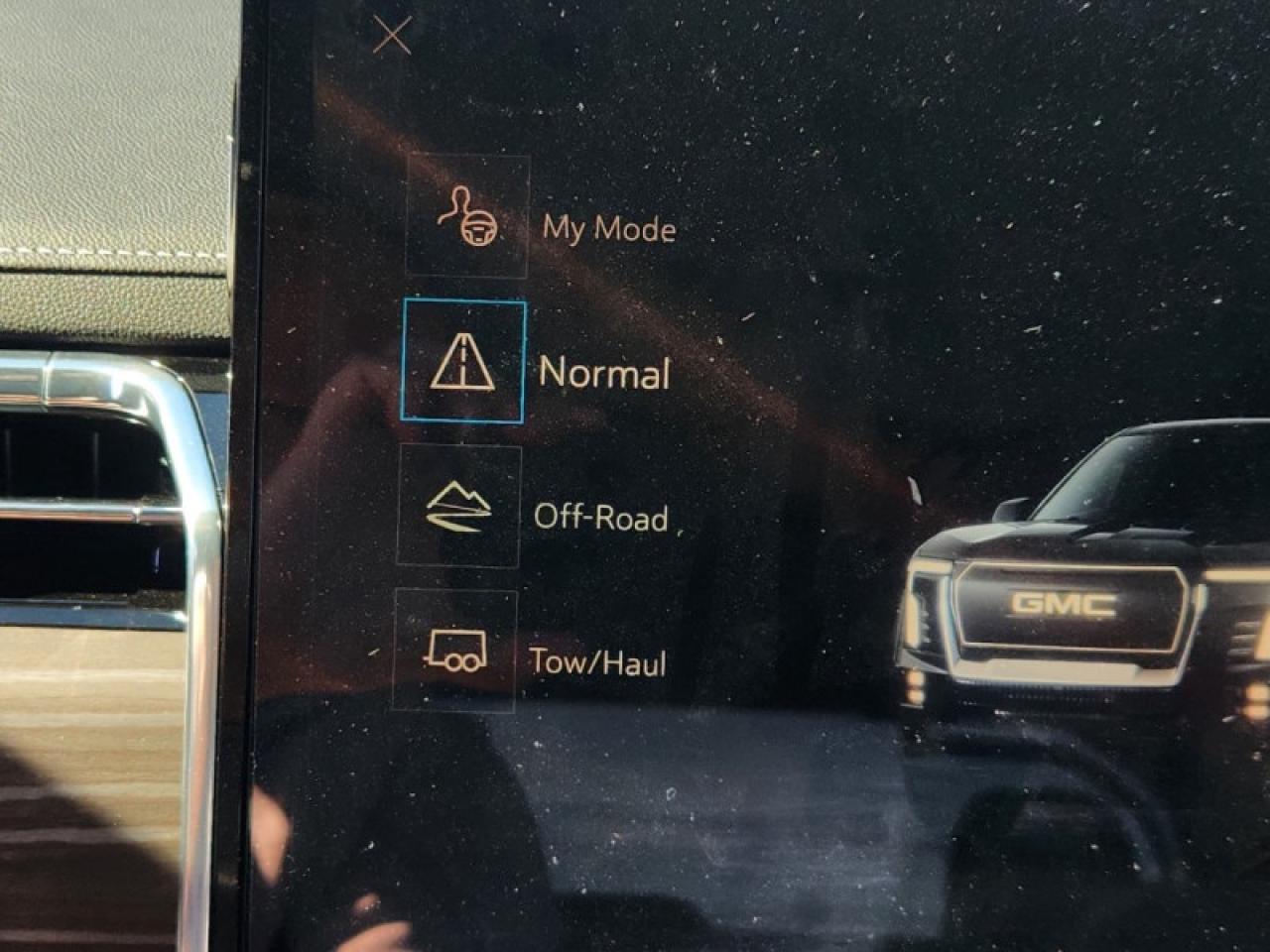 2025 GMC Sierra EV Denali Extended Range  - SuperCruise Photo