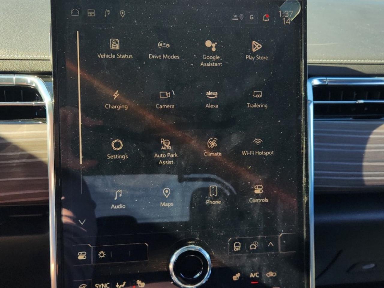 2025 GMC Sierra EV Denali Extended Range  - SuperCruise Photo