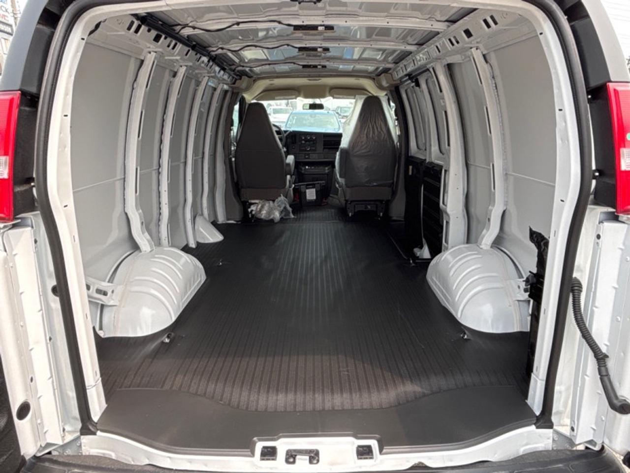 2025 GMC Savana Cargo Van 3500 135  -  Power Windows Photo