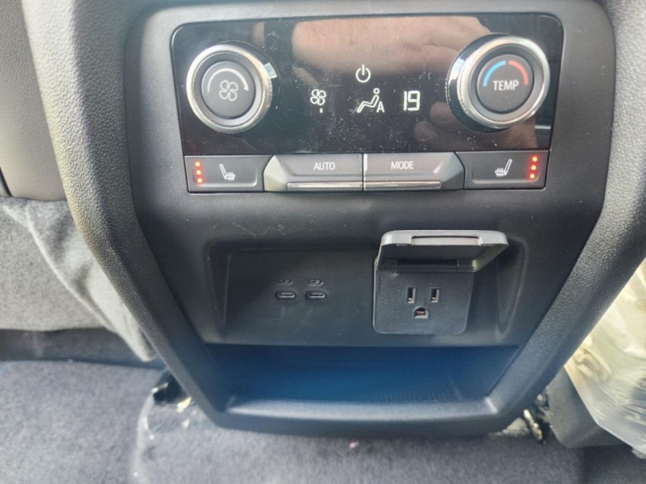 2025 Buick Enclave Avenir  - HUD -  Sunroof -  Cooled Seats Photo