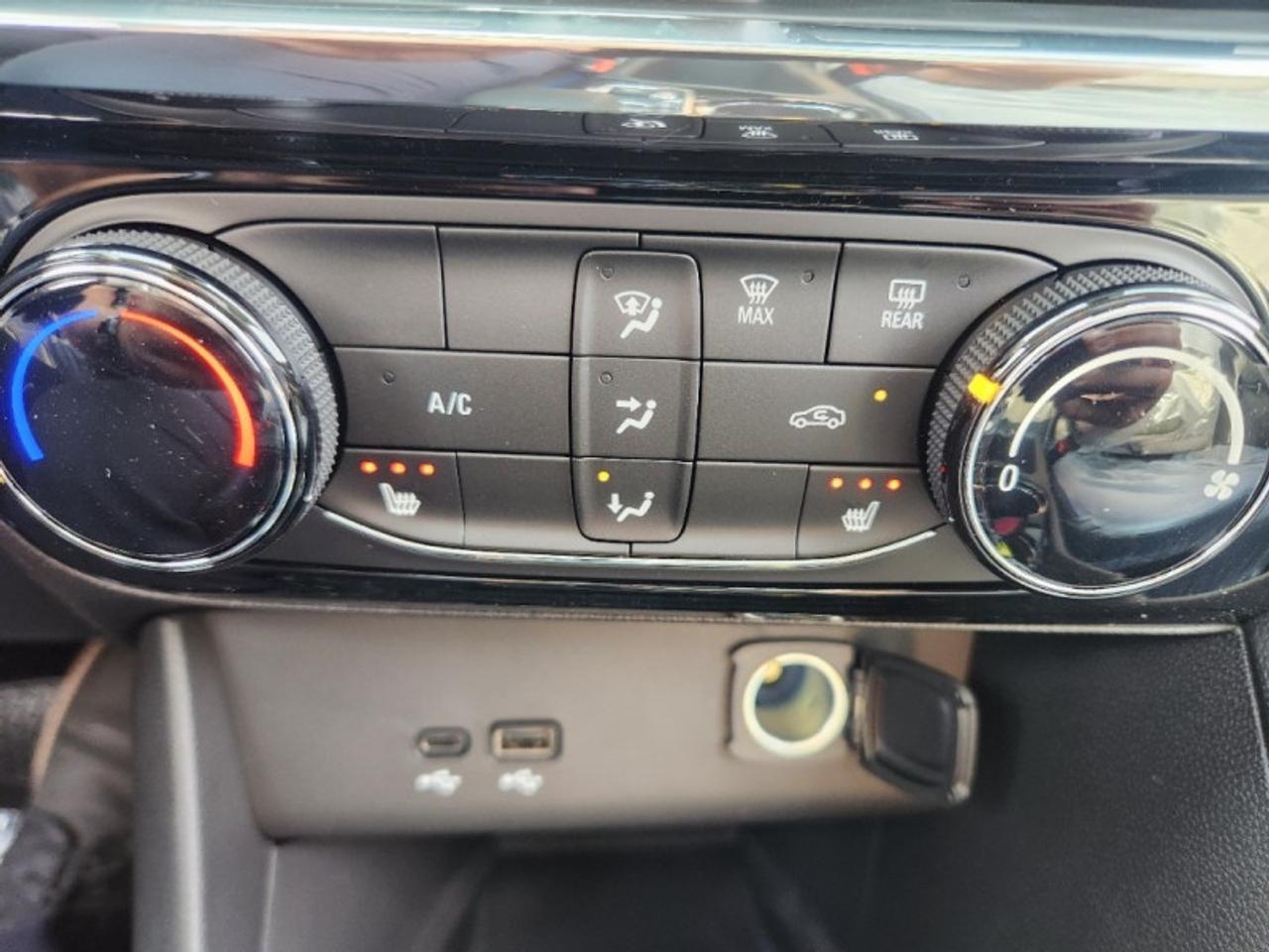 2026 Buick Encore GX Sport Touring  - Power Liftgate Photo