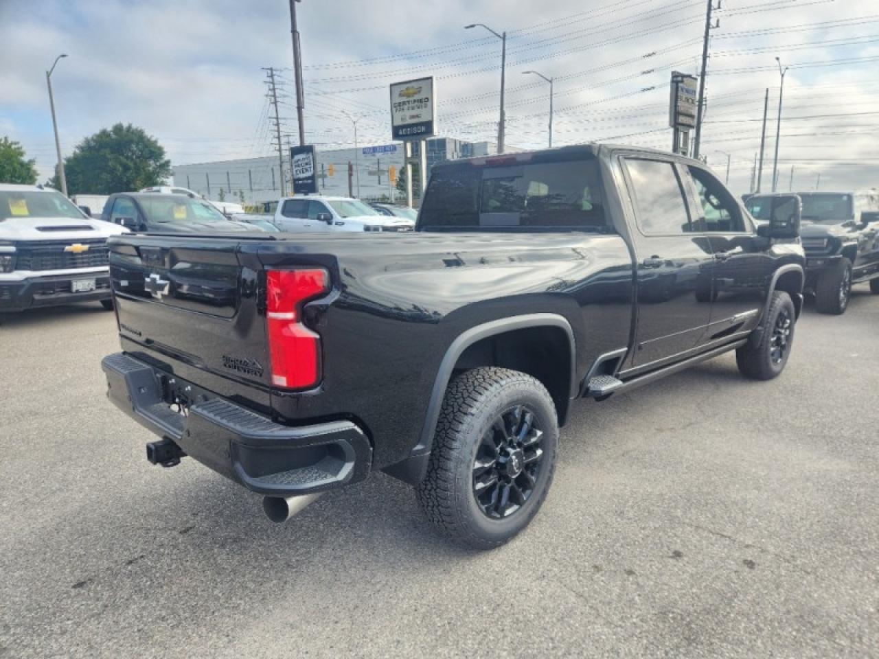 2025 Chevrolet Silverado 3500HD High Country Photo