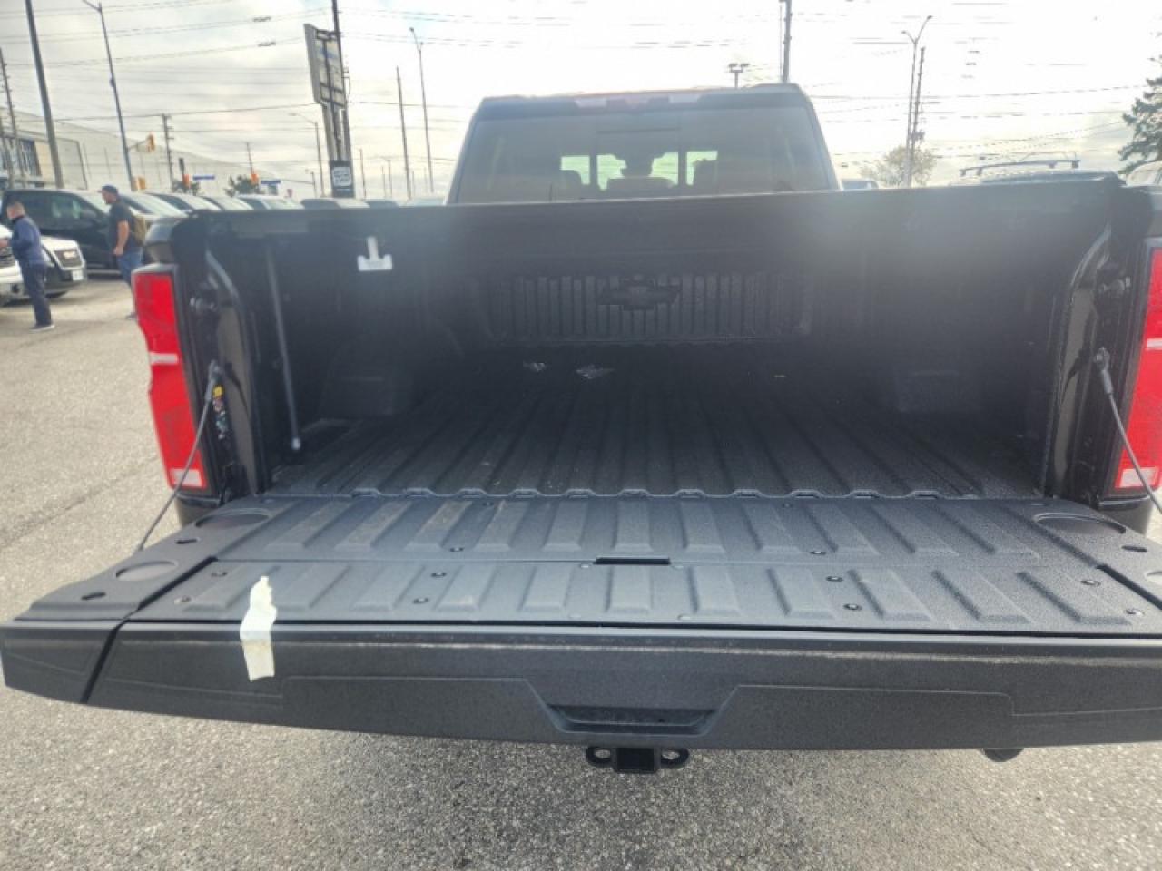 2025 Chevrolet Silverado 3500HD High Country Photo