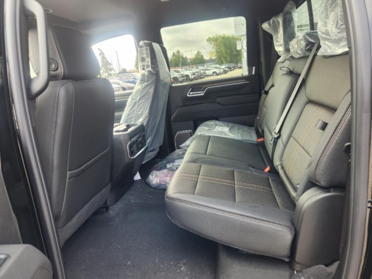 2025 Chevrolet Silverado 3500HD High Country Photo