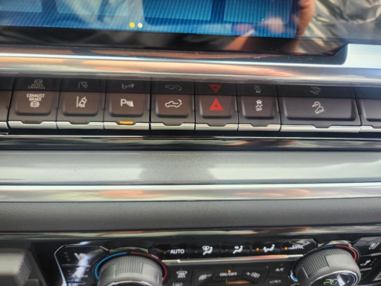 2025 Chevrolet Silverado 3500HD High Country Photo