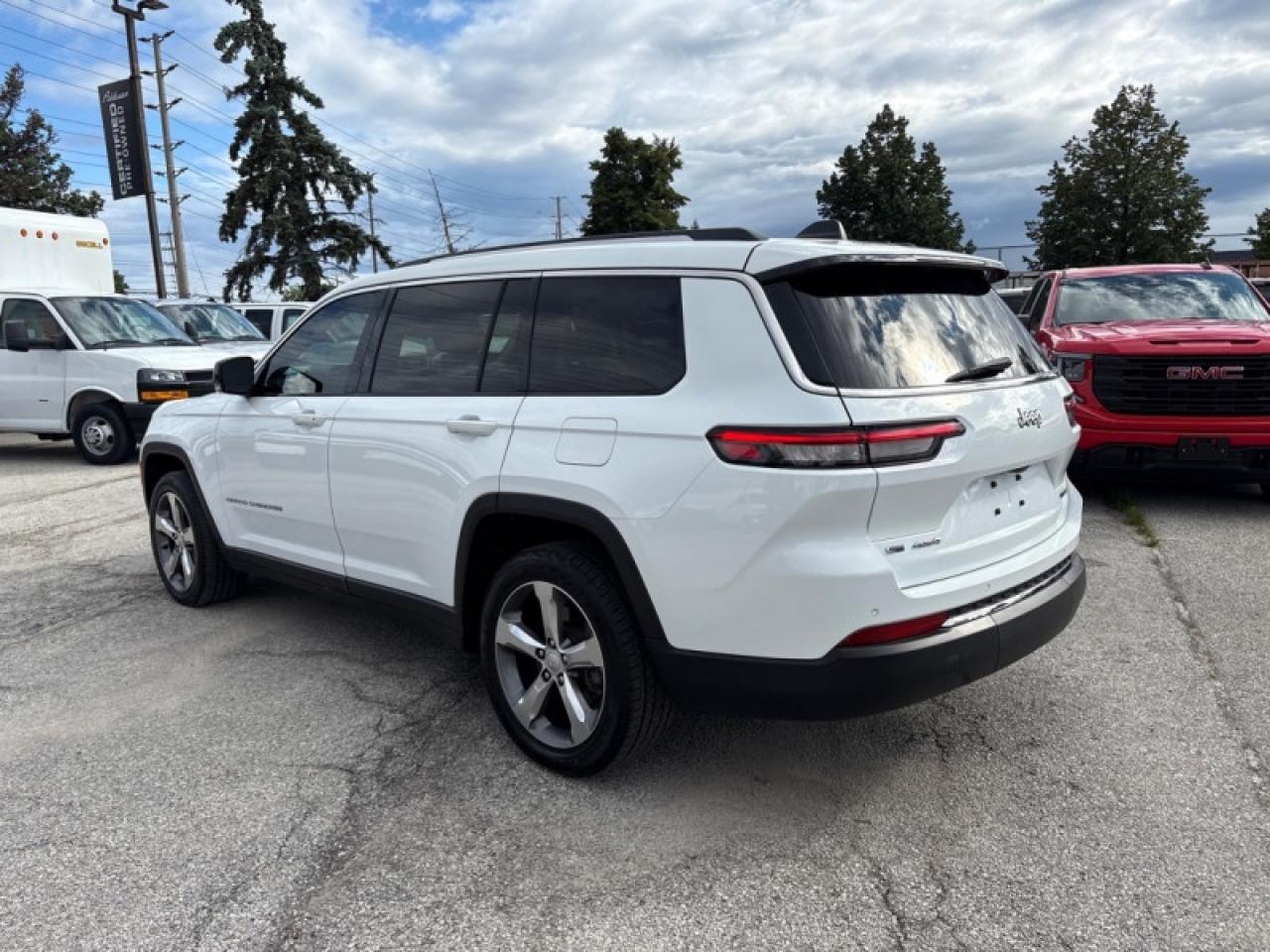2021 Jeep Grand Cherokee L Limited  7 Pass| NAV|Pano Roof Photo4