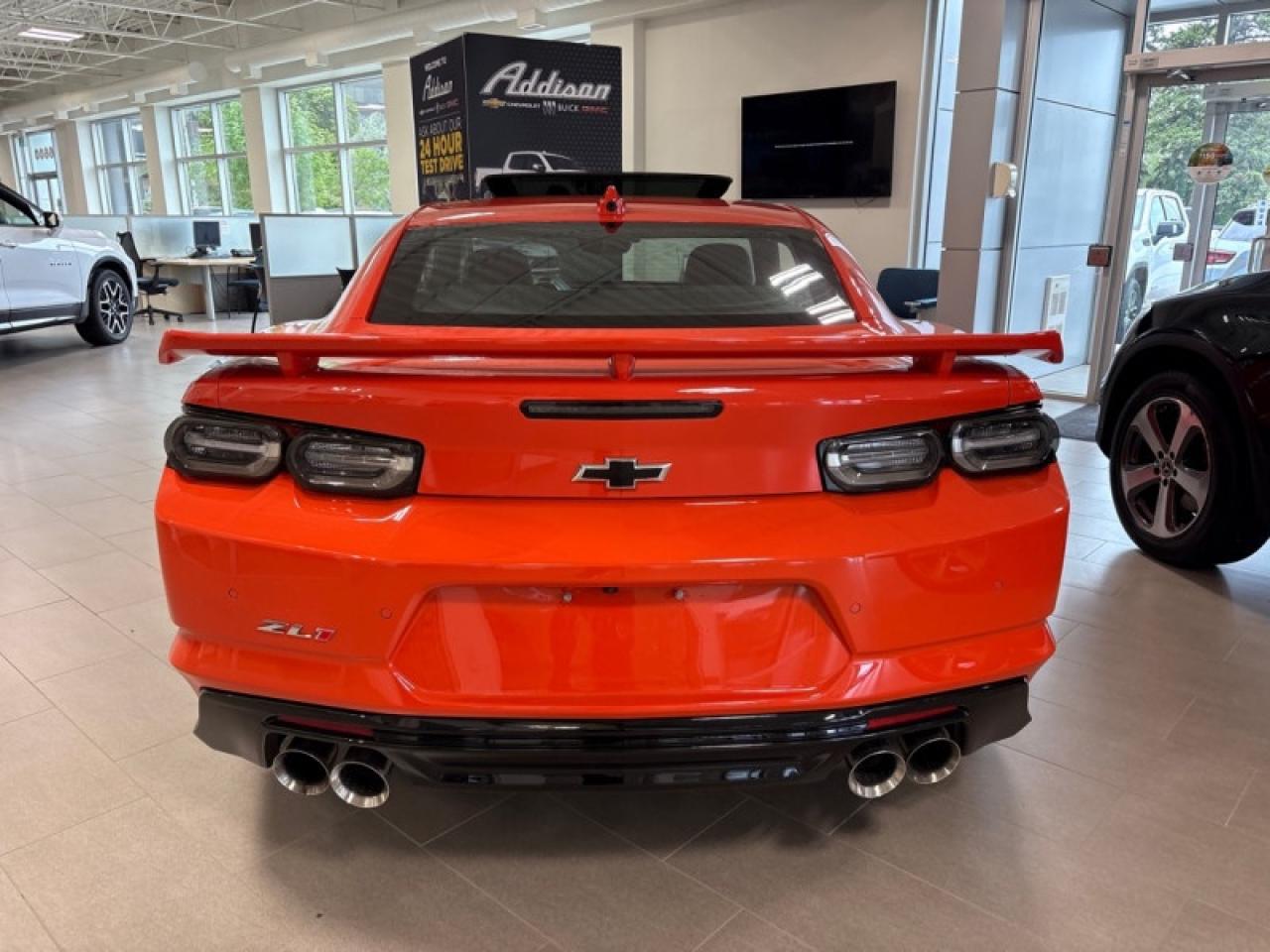 2020 Chevrolet Camaro ZL1  SUNROOF| CARBON HOOD|650HP Photo