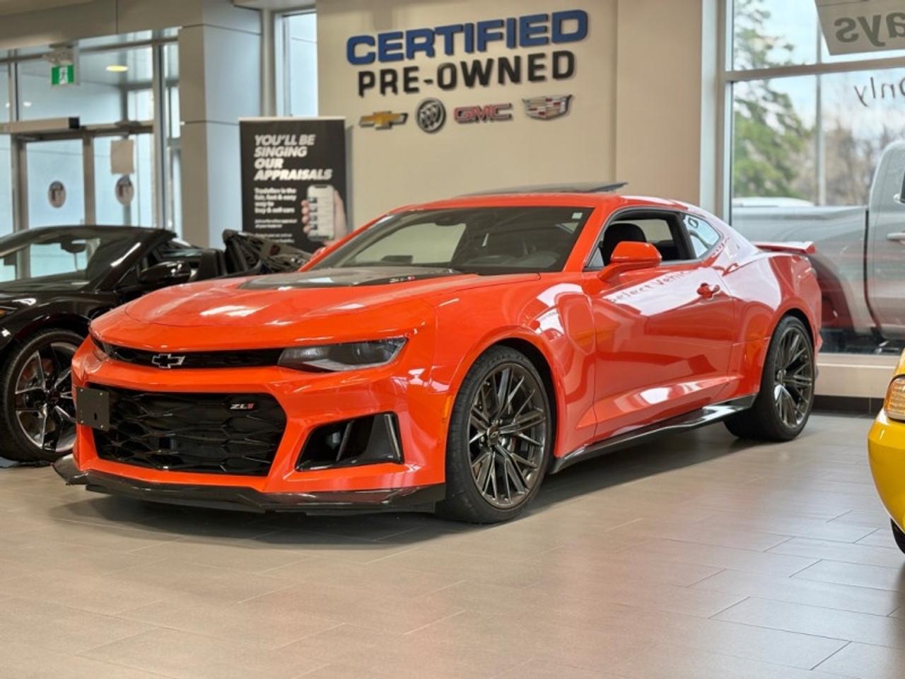 2020 Chevrolet Camaro ZL1  SUNROOF| CARBON HOOD|650HP Photo