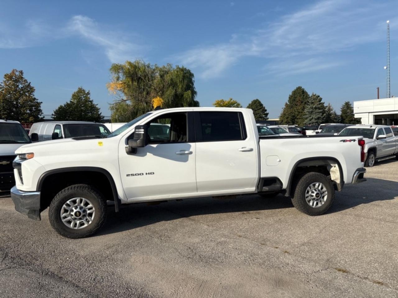 2023 Chevrolet Silverado 2500 HD LT  TOW MIRRORS| 6.6L V8 Photo2
