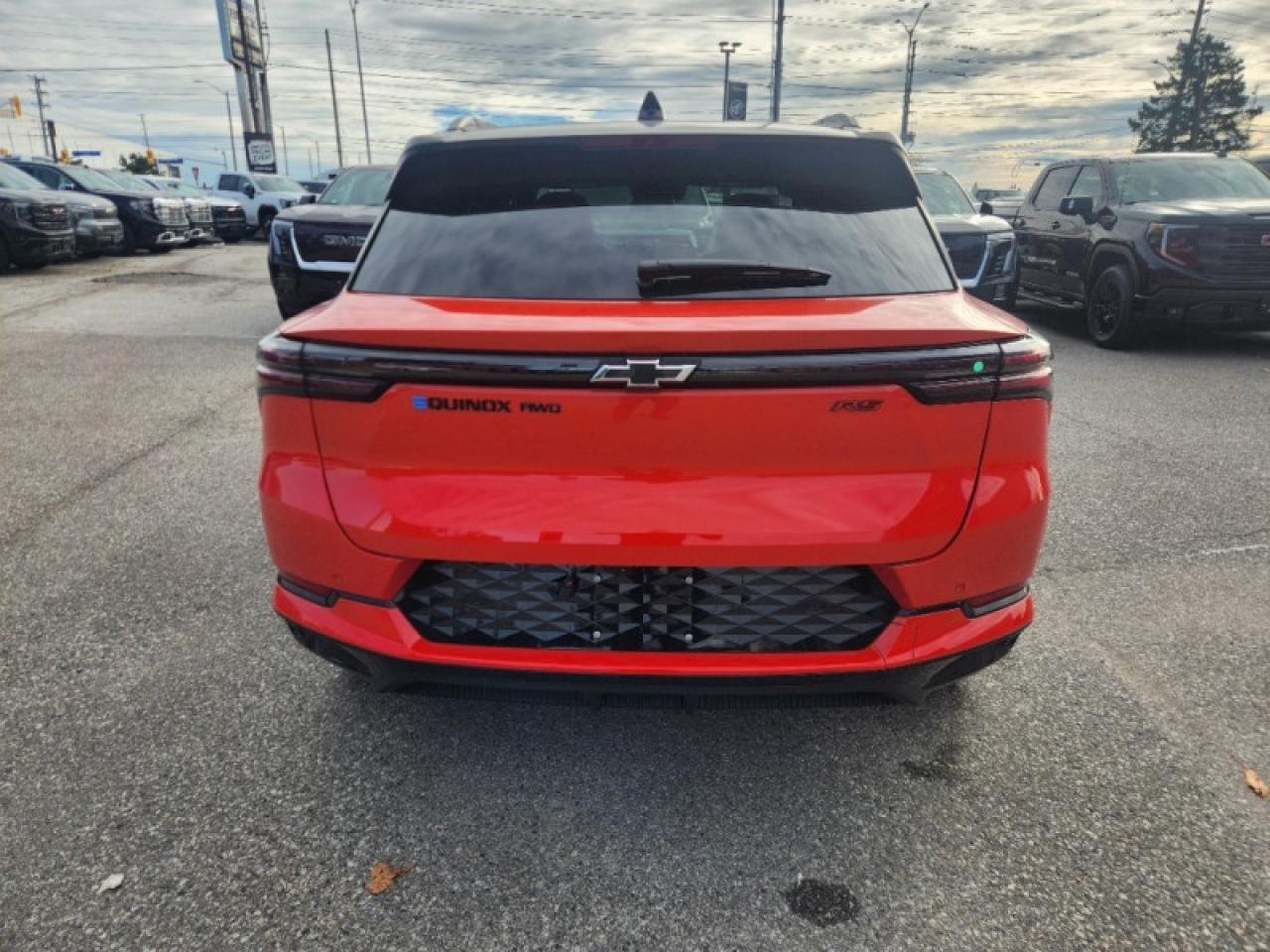 2026 Chevrolet Equinox EV RS  - Cooled Seats -  Power Liftgate Photo4