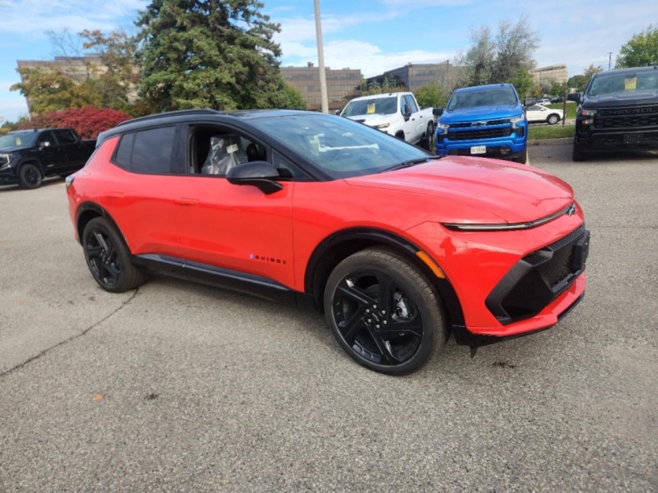 2026 Chevrolet Equinox EV RS  - Cooled Seats -  Power Liftgate Photo2