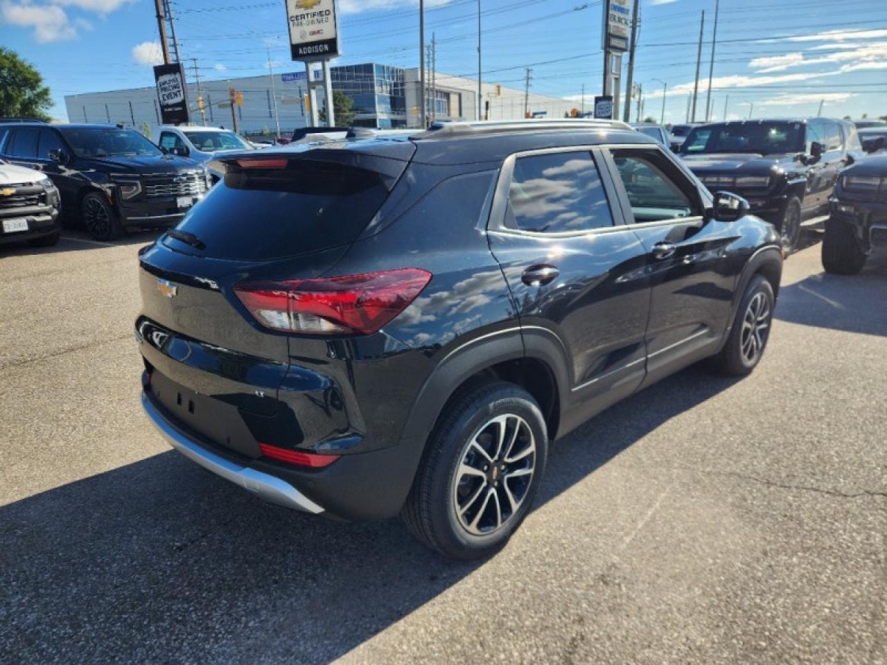 2026 Chevrolet TrailBlazer LT  - Heated Seats Photo3