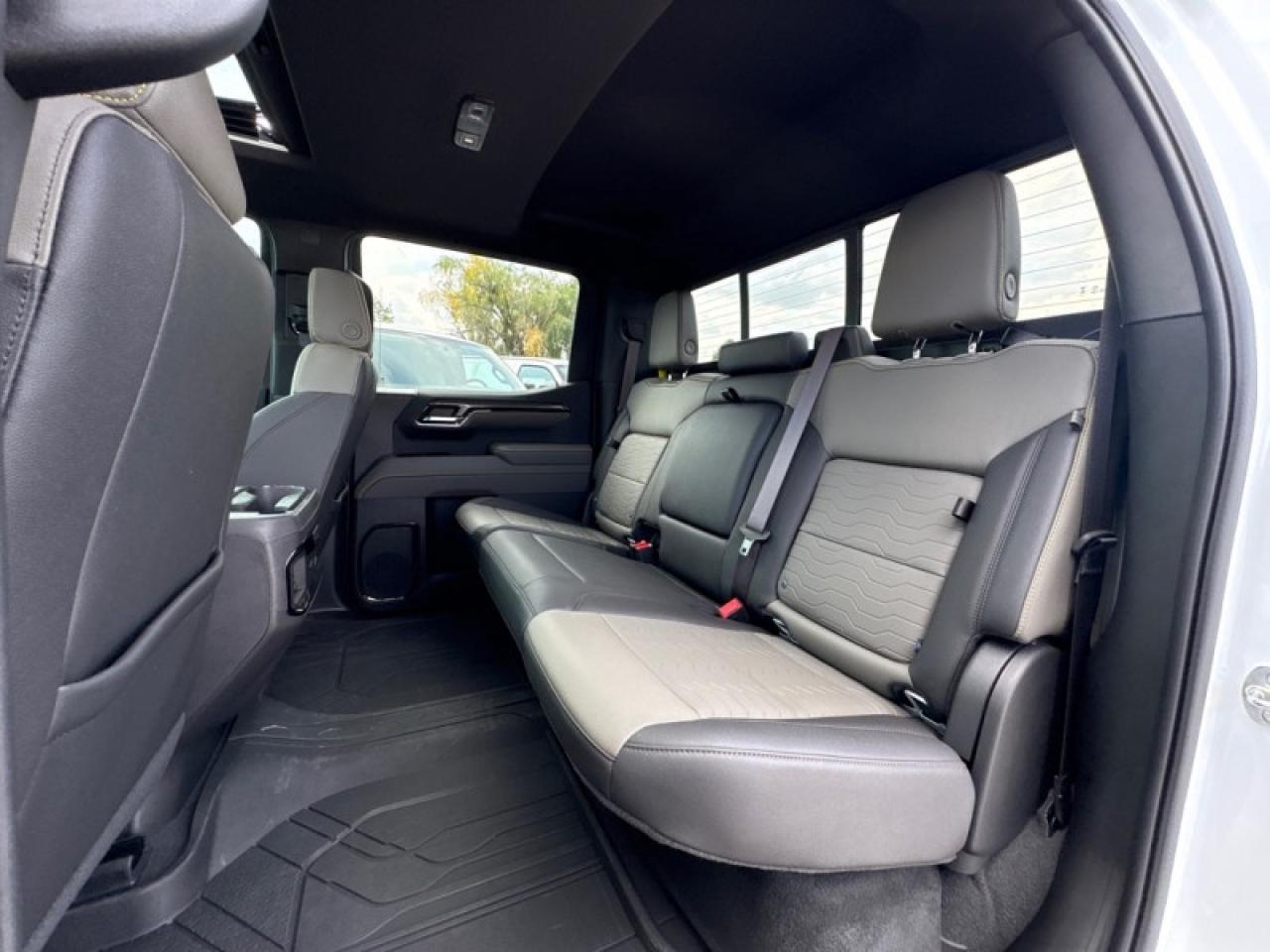 2024 Chevrolet Silverado 1500 ZR2  TECH PKG|SUNROOF 6.2L Photo