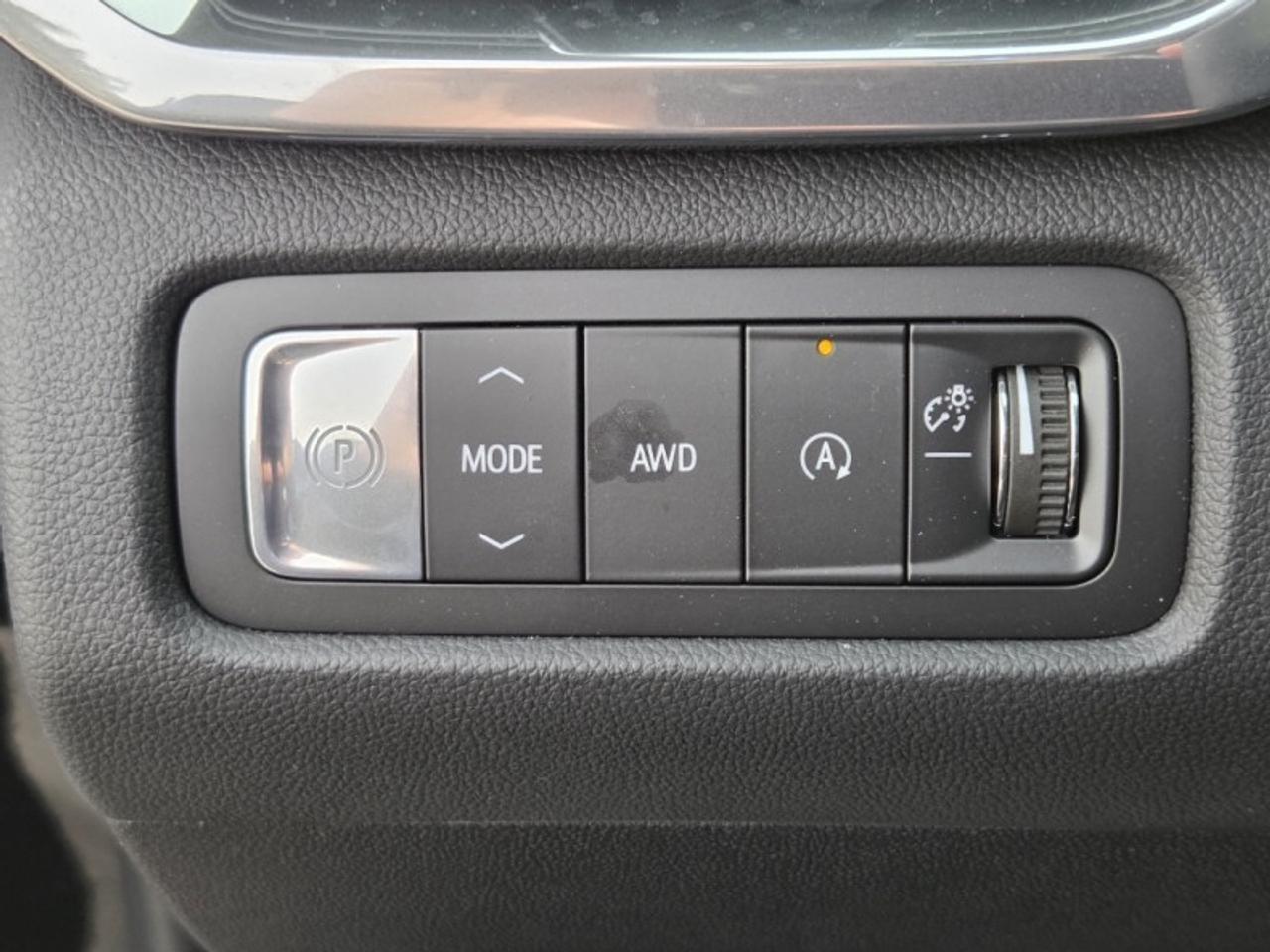 2026 GMC Acadia Elevation  -  Heated Seats Photo