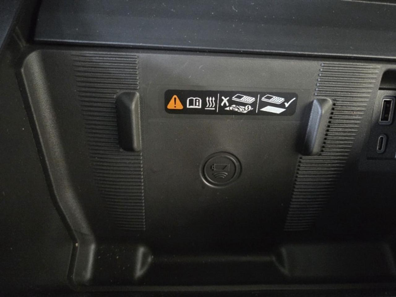 2026 GMC HUMMER EV SUV 3X  - Infinity Roof -  Power Hood Photo