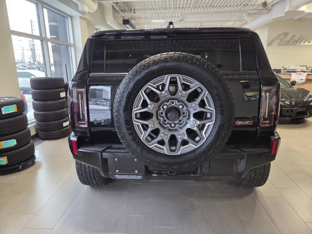 2026 GMC HUMMER EV SUV 3X  - Infinity Roof -  Power Hood Photo4