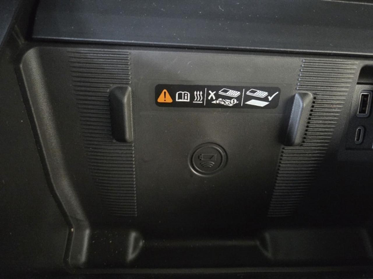 2026 GMC HUMMER EV SUV 3X  - Infinity Roof -  Power Hood Photo