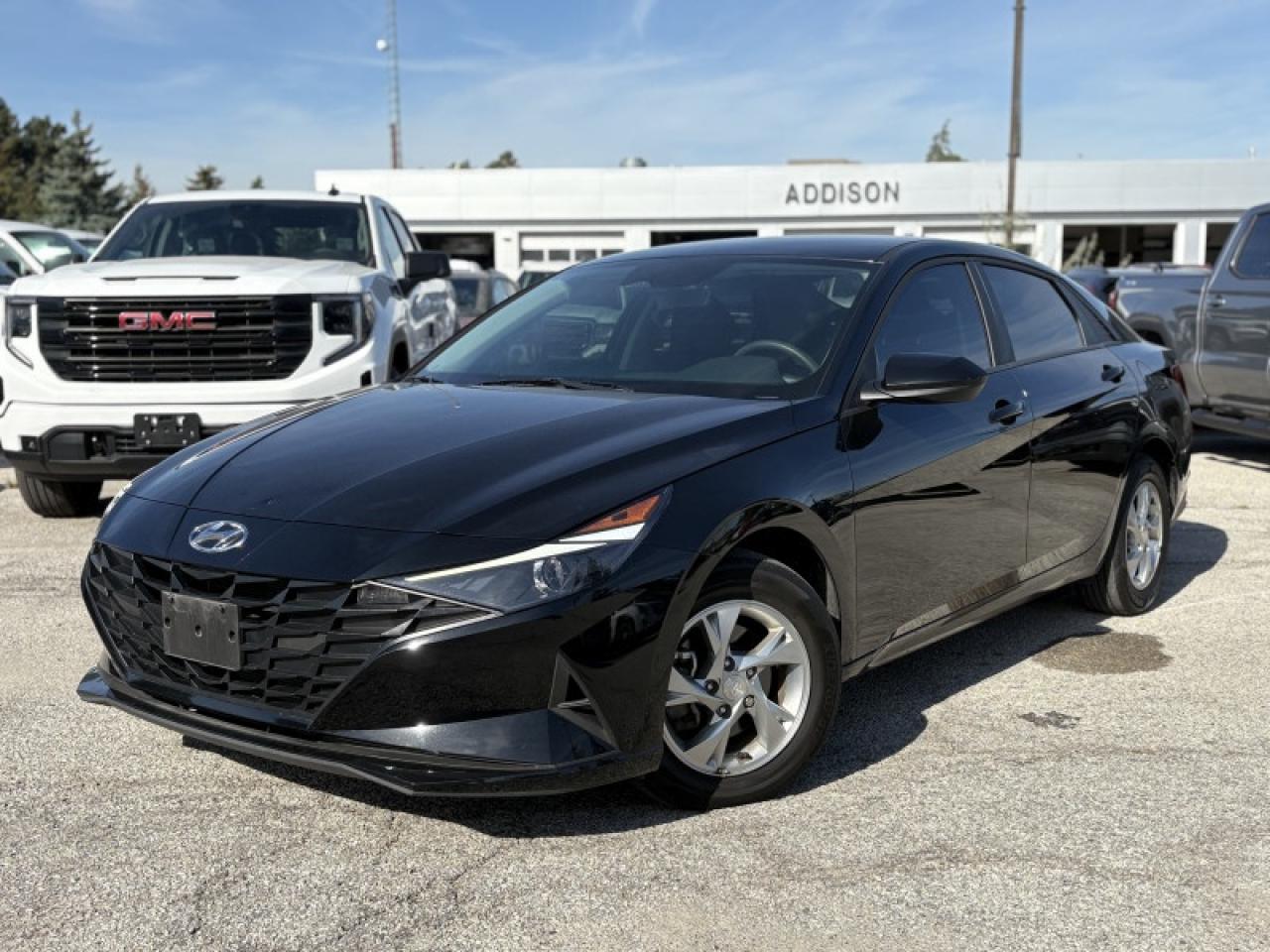 2023 Hyundai Elantra Essential  HEATED SEATS|REAR CAM Photo0