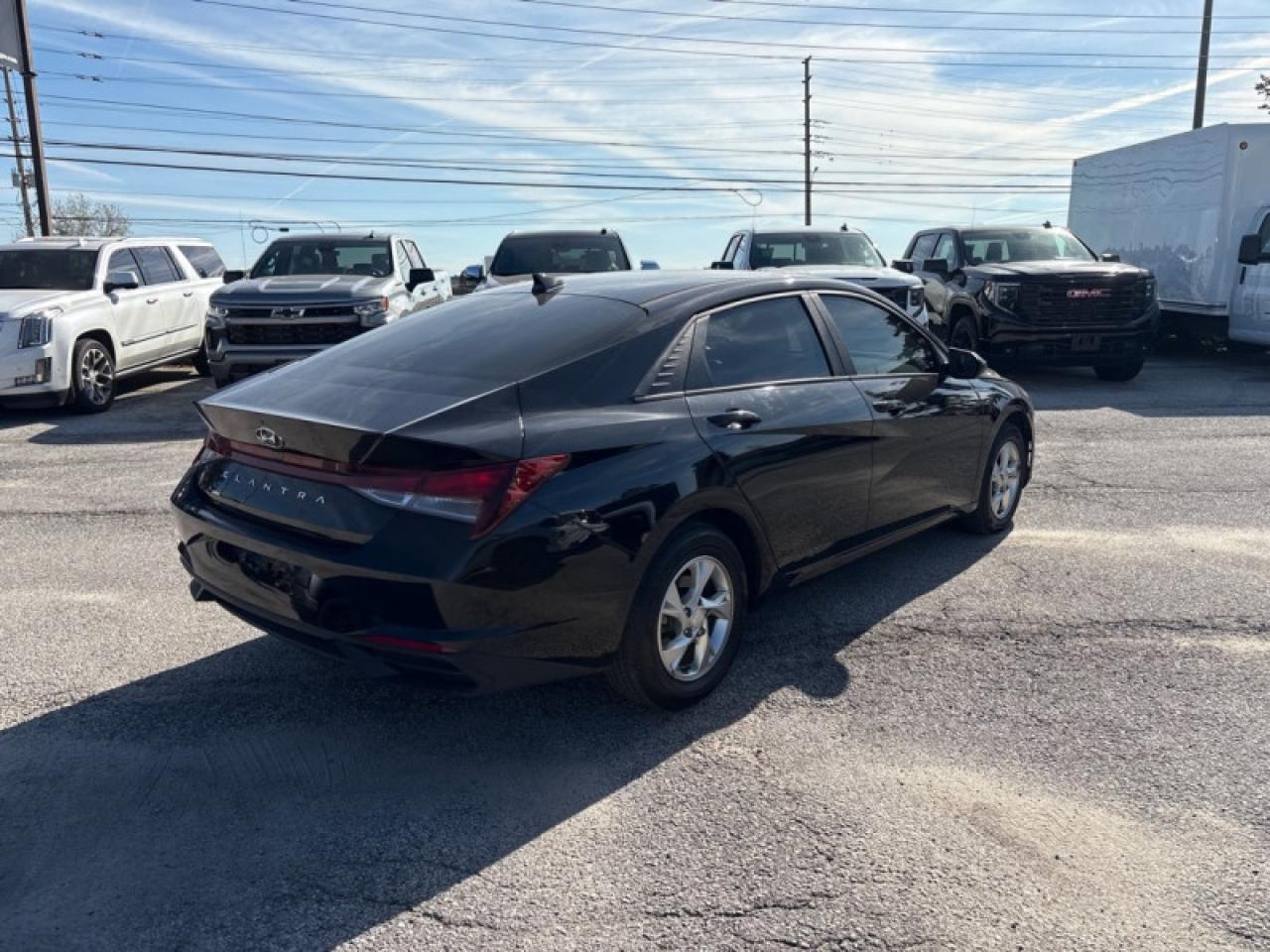 2023 Hyundai Elantra Essential  HEATED SEATS|REAR CAM Photo