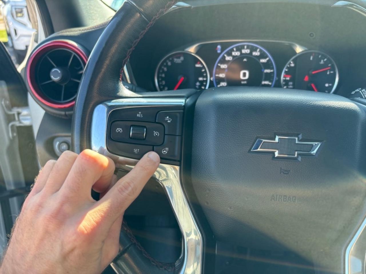 2022 Chevrolet Blazer RS  PANO SUNROOF|LEATHER Photo