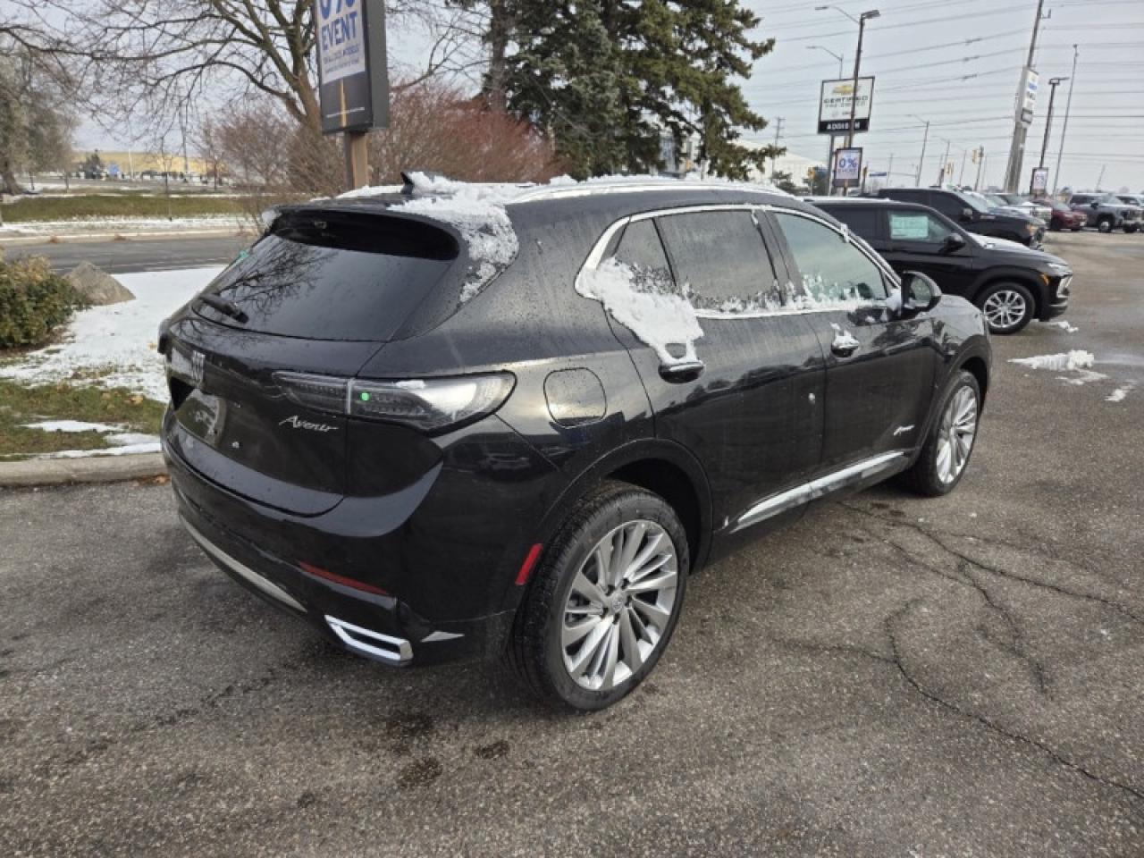 2026 Buick Envision Avenir  - Sunroof -  Cooled Seats Photo3