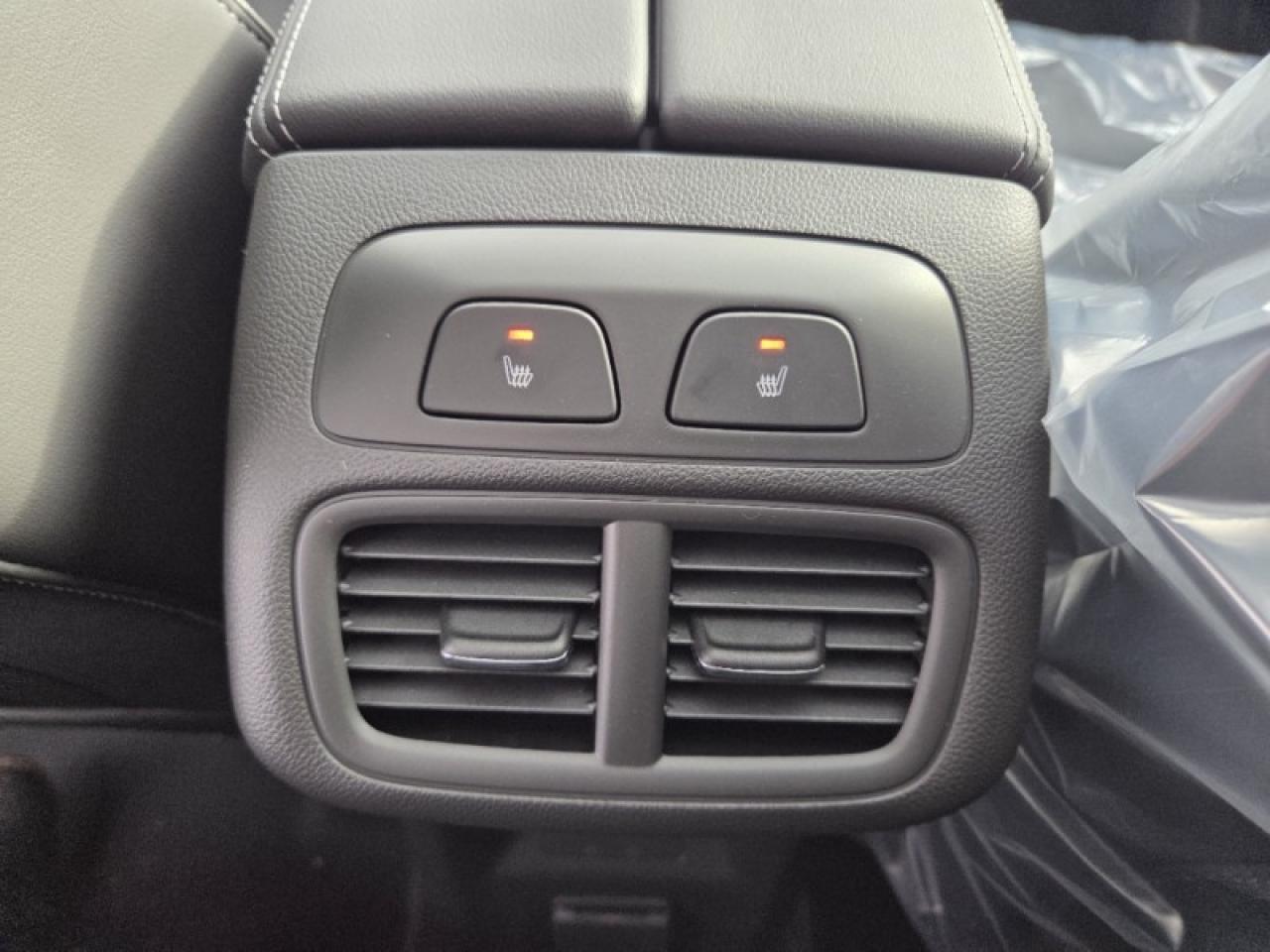 2026 Buick Envision Avenir  - Sunroof -  Cooled Seats Photo