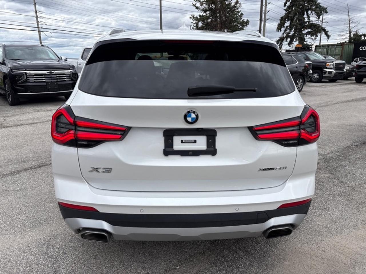 2022 BMW X3 xDrive30i  RED INTERIOR|PREMIUM PKG Photo4