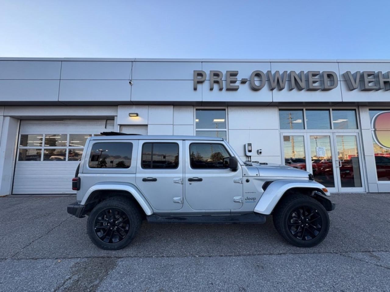 2023 Jeep Wrangler 4xe Unlimited Sahara  4XE|LEATHER |COLD PKG Photo