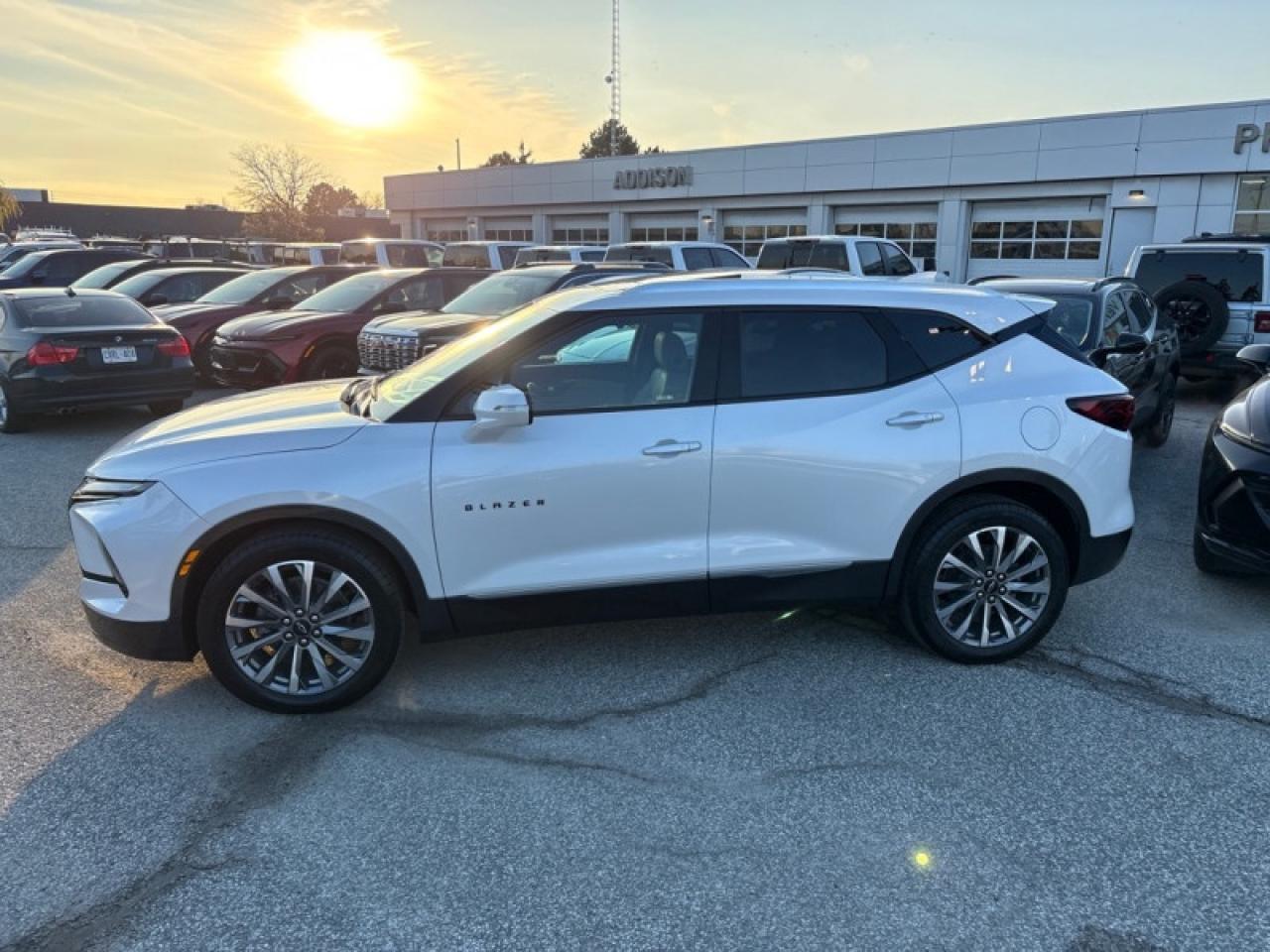 2023 Chevrolet Blazer Premier  PANO ROOF|NAV| Photo2