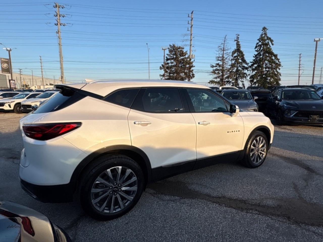 2023 Chevrolet Blazer Premier  PANO ROOF|NAV| Photo