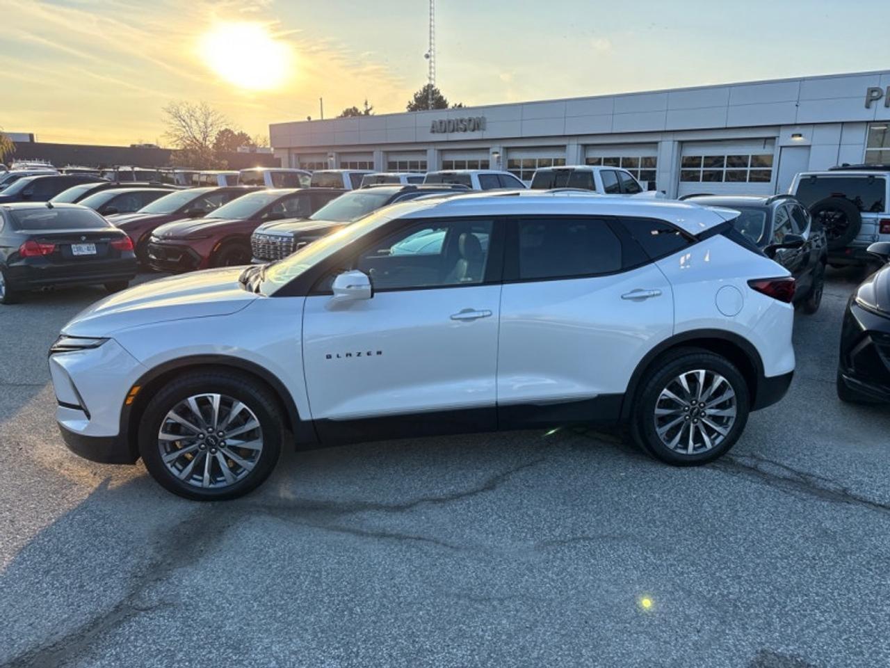 2023 Chevrolet Blazer Premier  PANO ROOF|NAV| Photo