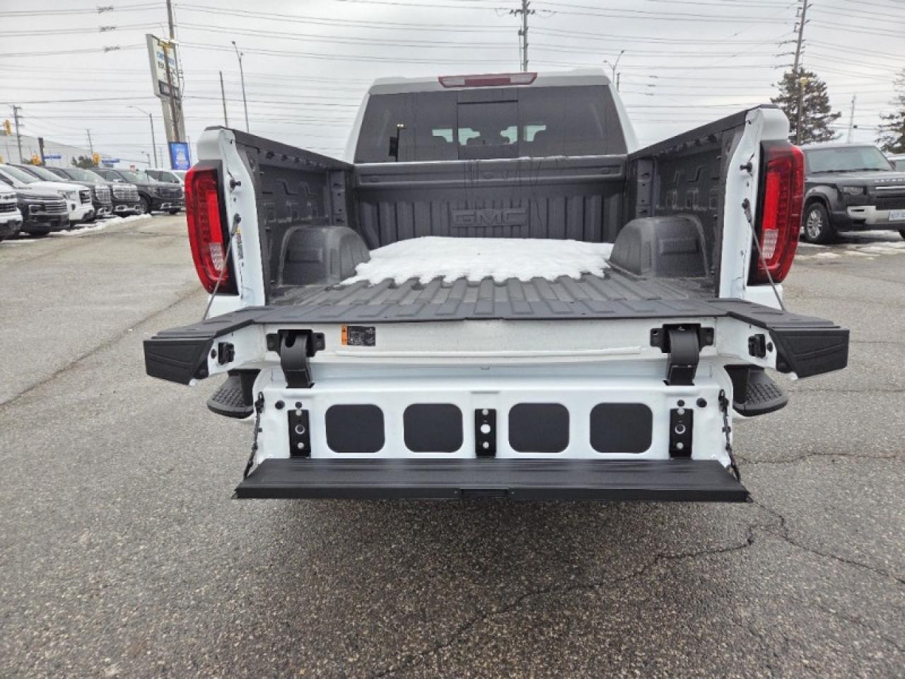 2026 GMC Sierra 1500 AT4 Photo