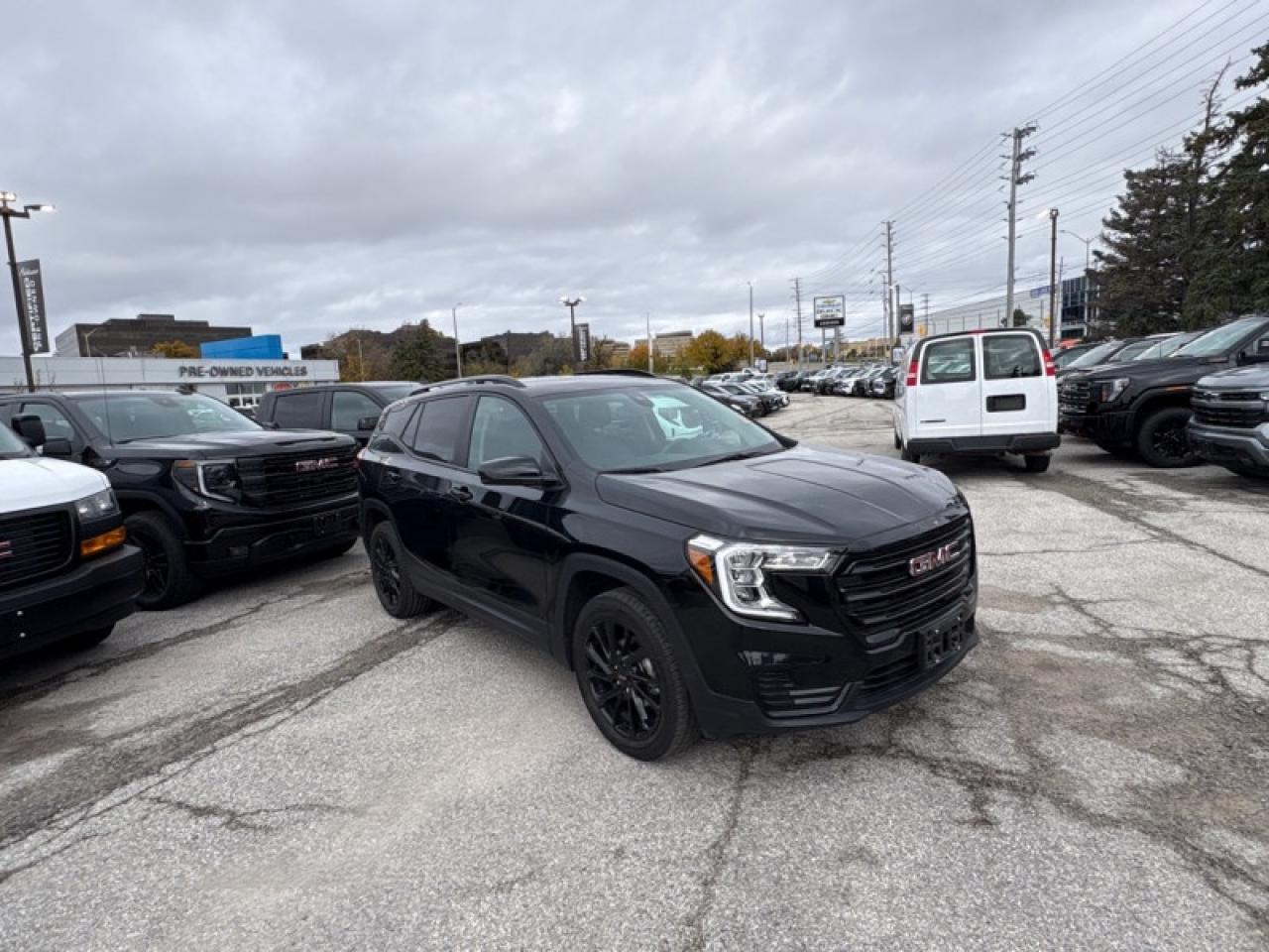 2024 GMC Terrain SLE  ELEVATION PKG Photo