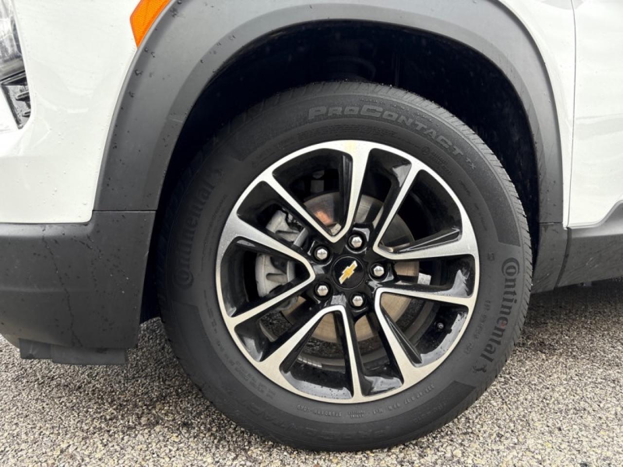 2024 Chevrolet TrailBlazer LT AWD  HEATED SEATS| LOW KM! Photo