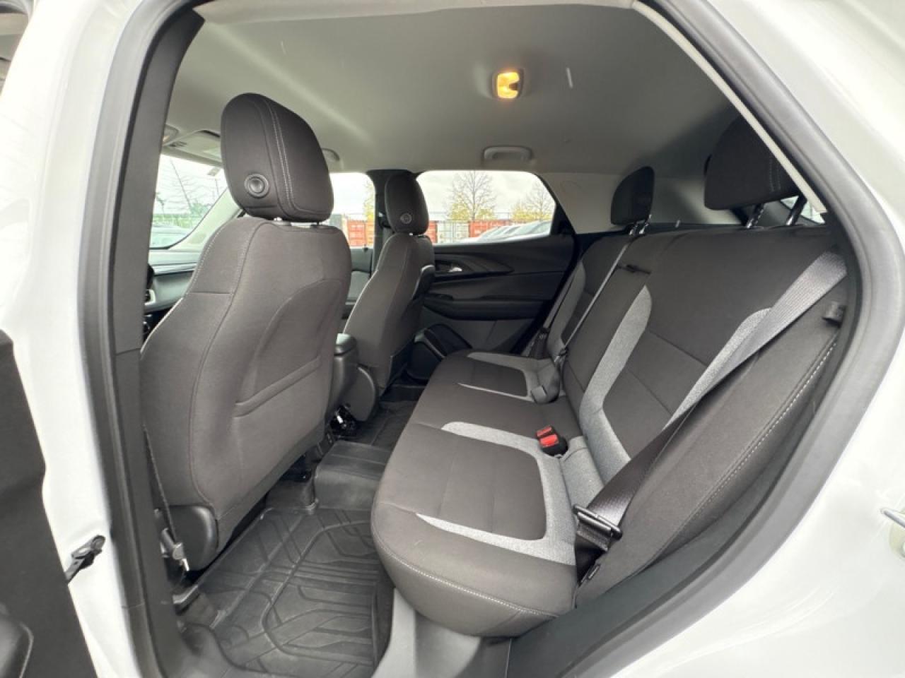 2024 Chevrolet TrailBlazer LT AWD  HEATED SEATS| LOW KM! Photo