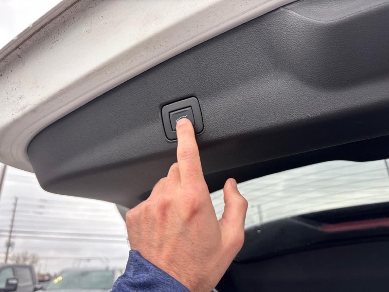 2024 Chevrolet TrailBlazer LT AWD  HEATED SEATS| LOW KM! Photo