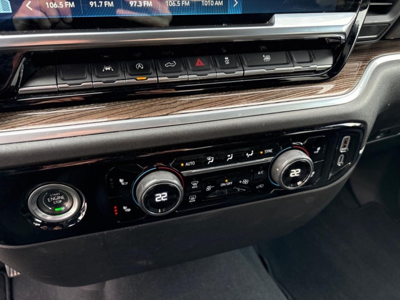 2023 Chevrolet Silverado 1500 LT  3.0L DURAMAX DIESEL Photo