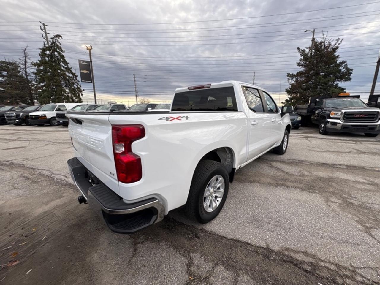 2023 Chevrolet Silverado 1500 LT  3.0L DURAMAX DIESEL Photo