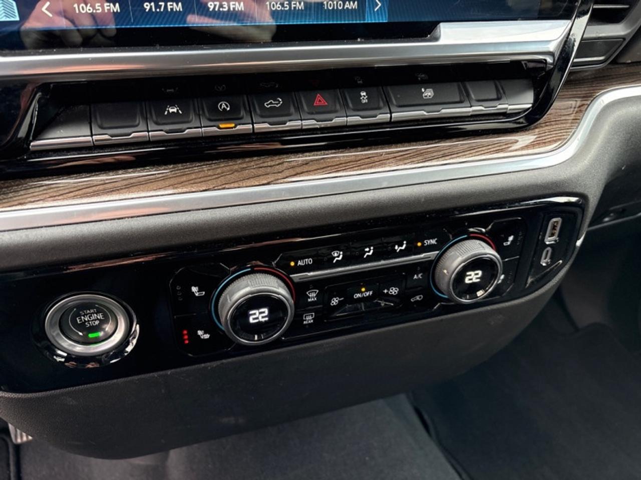 2023 Chevrolet Silverado 1500 LT  3.0L DURAMAX DIESEL Photo