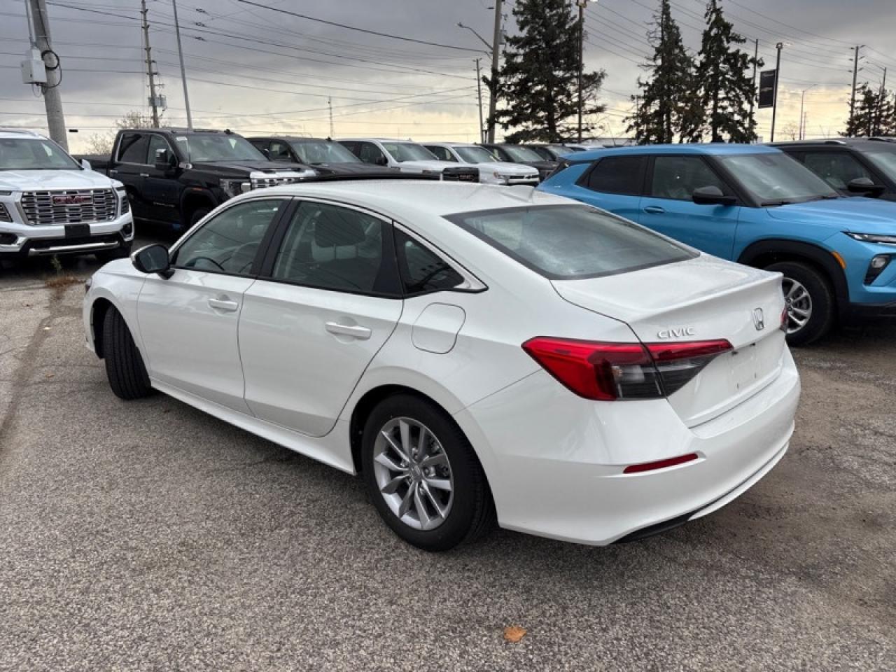 2024 Honda Civic Sedan EX  SUNROOF| Photo