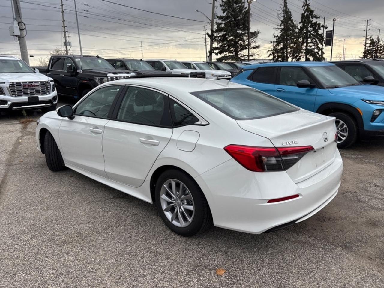 2024 Honda Civic Sedan EX  SUNROOF| Photo