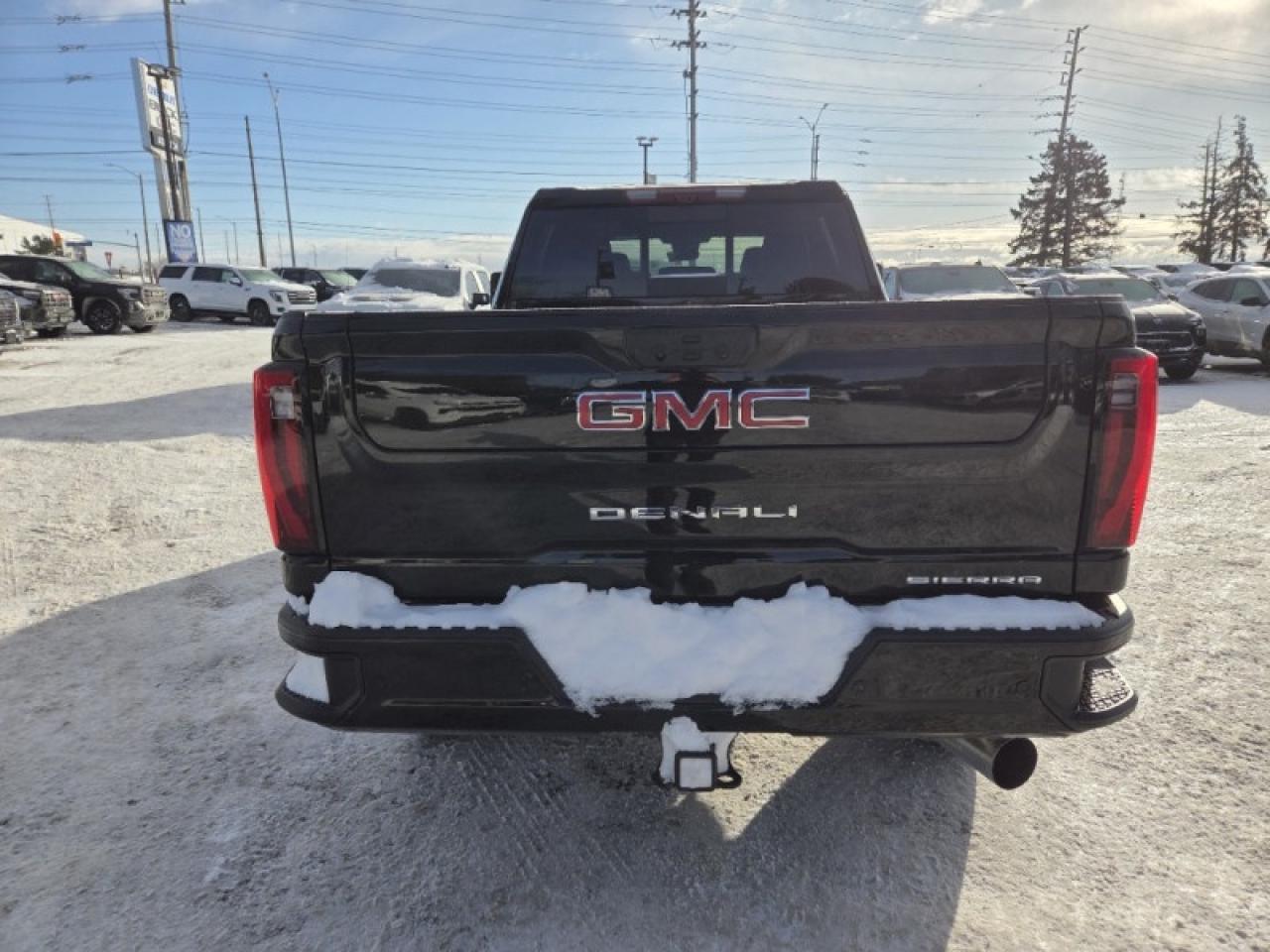 2026 GMC Sierra 2500 HD Denali Photo4