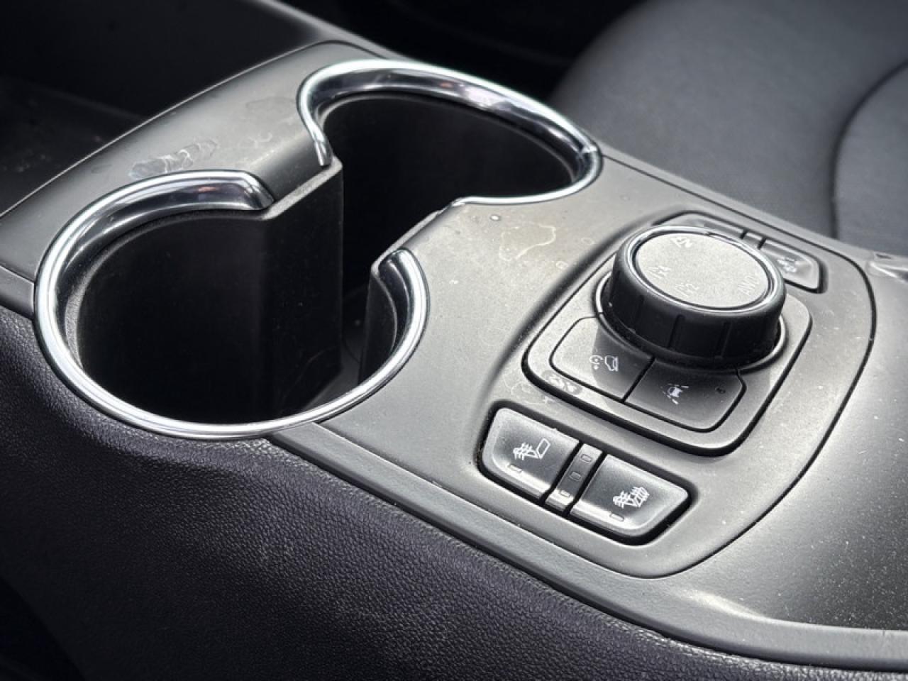 2022 GMC Terrain SLT  LOW KM|PANO ROOF| Photo