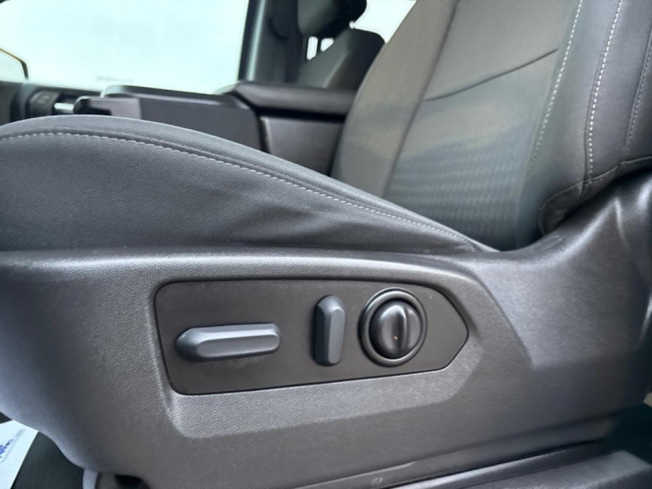 2022 Chevrolet Silverado 1500 LTD Custom Trail Boss  1 OWNER! Photo