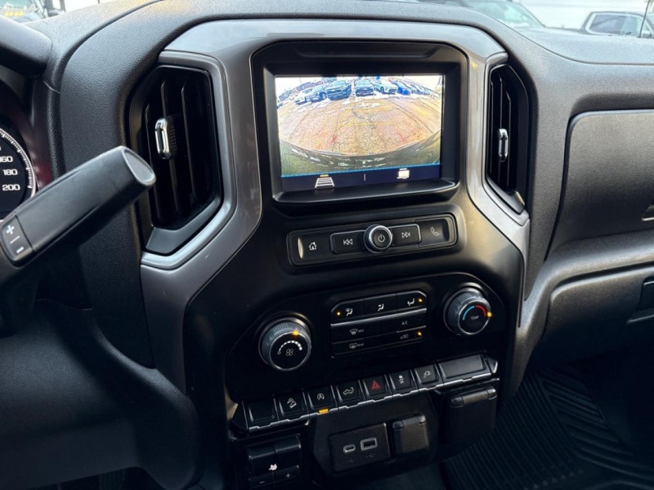 2022 Chevrolet Silverado 1500 LTD Custom Trail Boss  1 OWNER! Photo