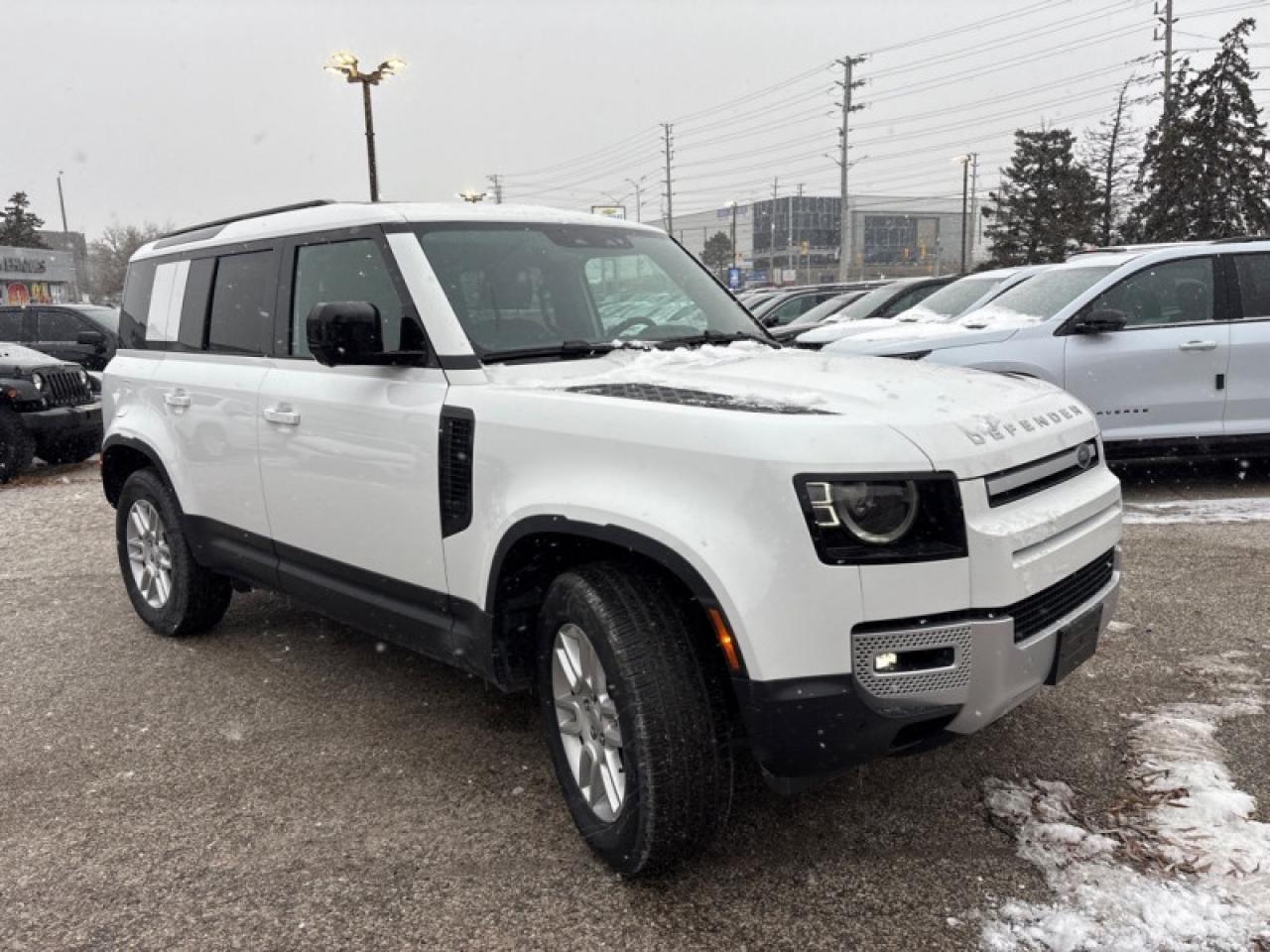 2025 Land Rover Defender 110 P300 S  PANO ROOF|MERIDIAN SOUND| 3D CAMERA Photo