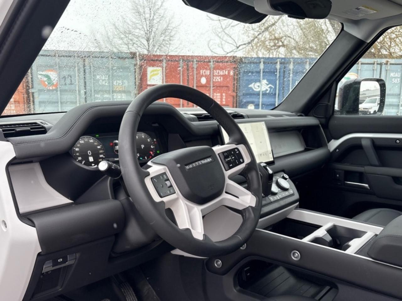 2025 Land Rover Defender 110 P300 S  PANO ROOF|MERIDIAN SOUND| 3D CAMERA Photo