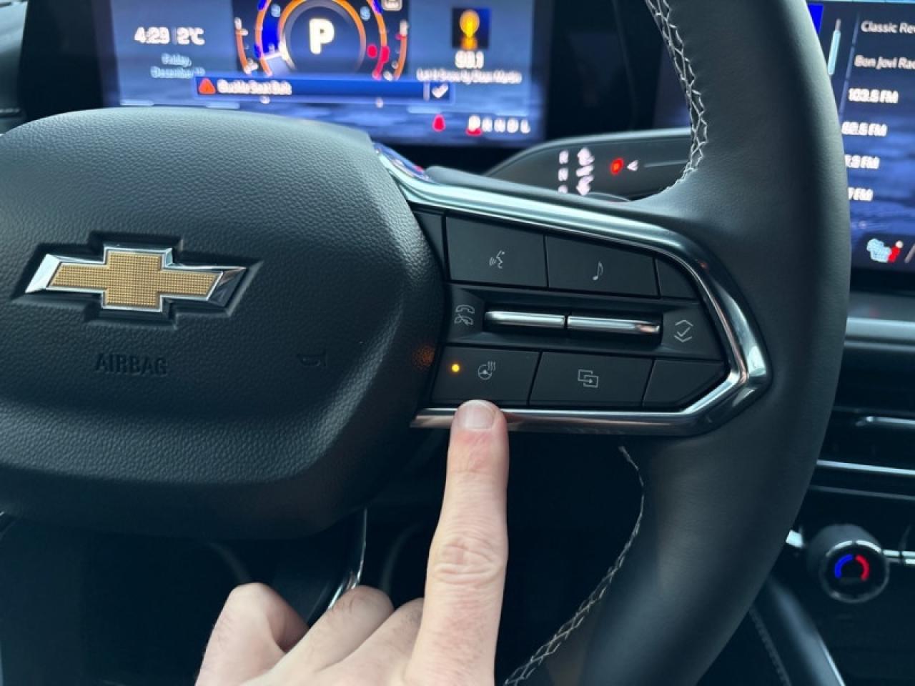 2024 Chevrolet Traverse LT  LIKE NEW 2LT Photo